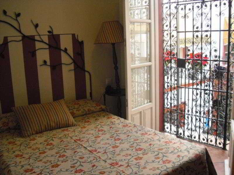 Hostal Callejon Del Agua Σεβίλλη Εξωτερικό φωτογραφία