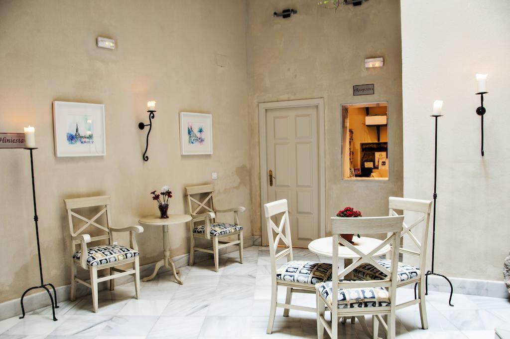 Hostal Callejon Del Agua Σεβίλλη Εξωτερικό φωτογραφία